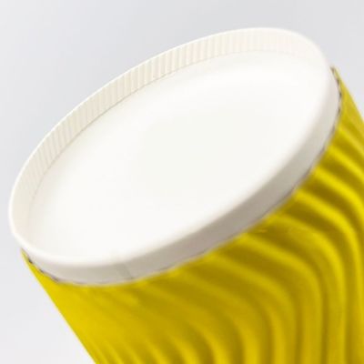 Wegwerfpapierschalen 4oz 120ml 8oz 250ml färben Kaffeetassen mit Deckel-Kräuselungs-Wand gelb